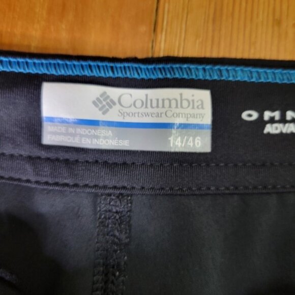 Women's Omni-shield advanced repellency Black hiking shorts Gray trim Size 14/46 - Picture 7 of 9